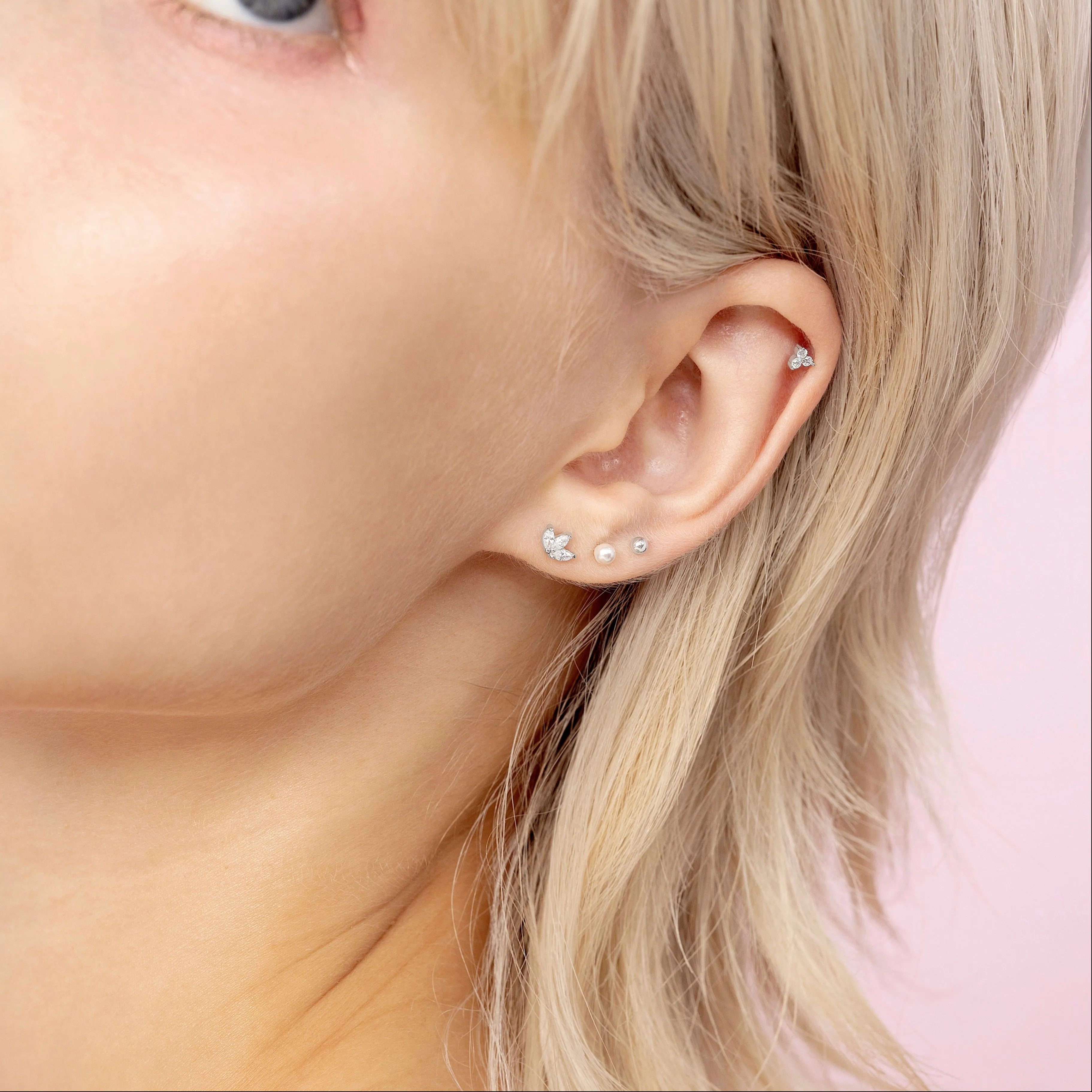 14K Solid Gold Trinity Jewel Threaded Labret Earring