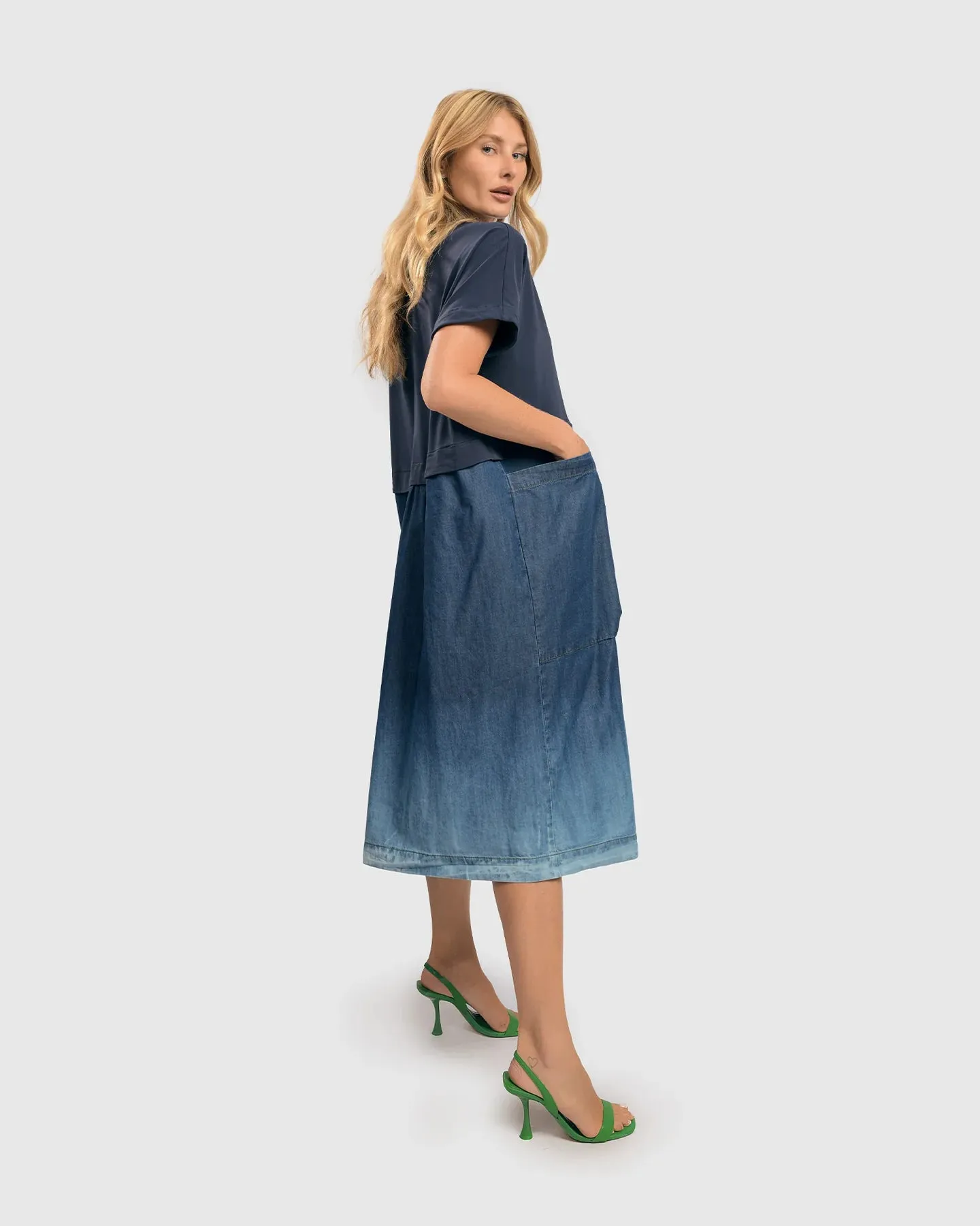 7SD143D SARI OMBRÉ POPOVER DRESS