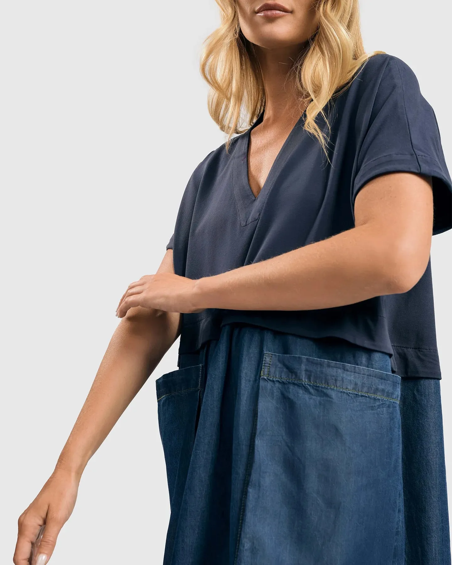 7SD143D SARI OMBRÉ POPOVER DRESS