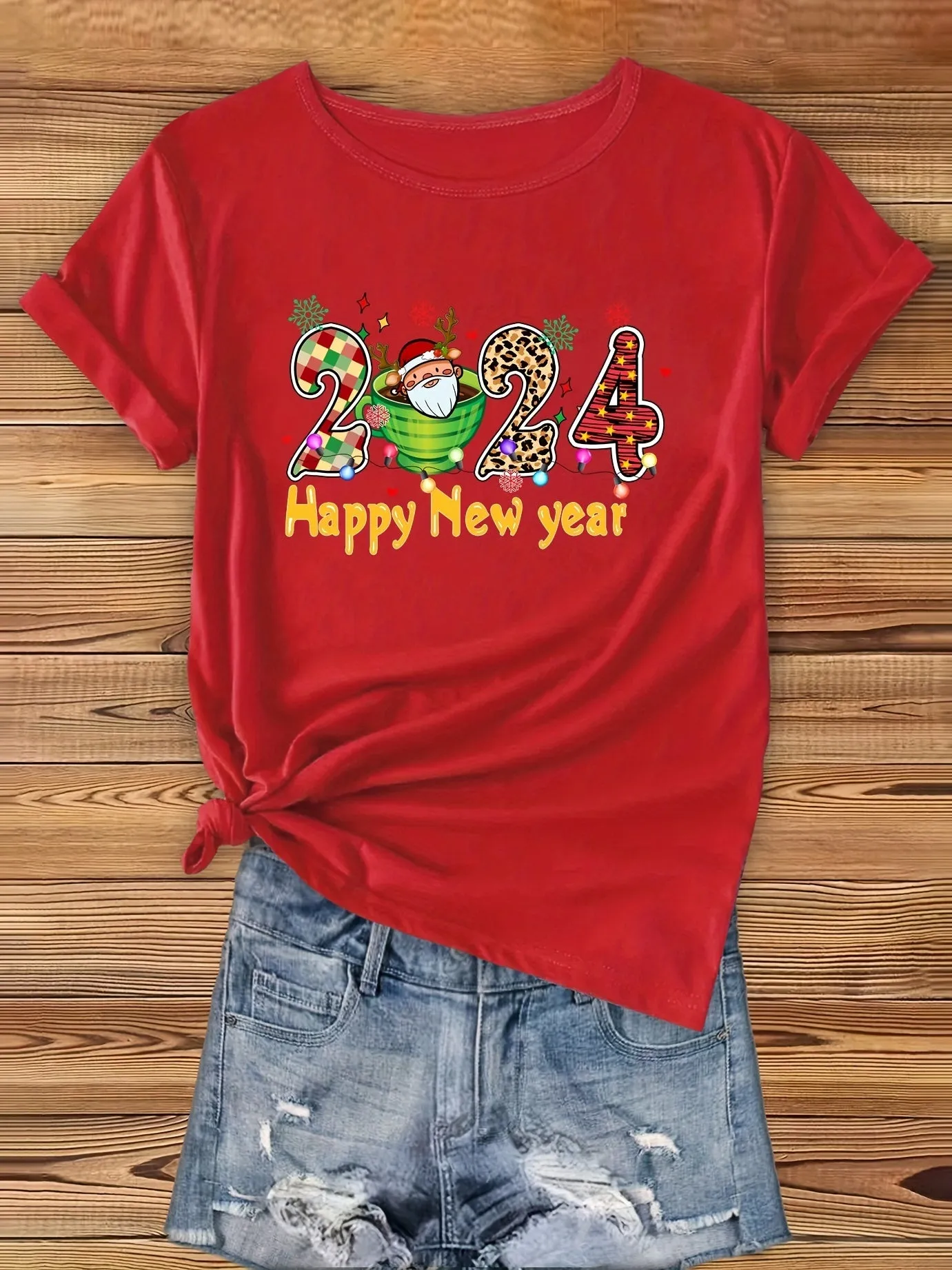 A Fun and Stylish 2024 New Year Print Crew Neck T-Shirt: Casual Short Sleeve Top for Spring/Summer - Women's Clothing