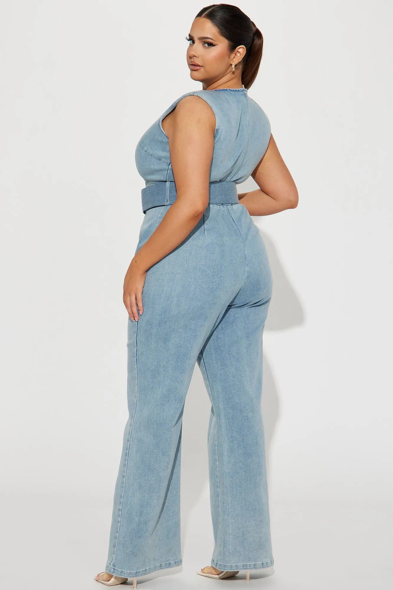 Amora Denim Jumpsuit - Light Wash