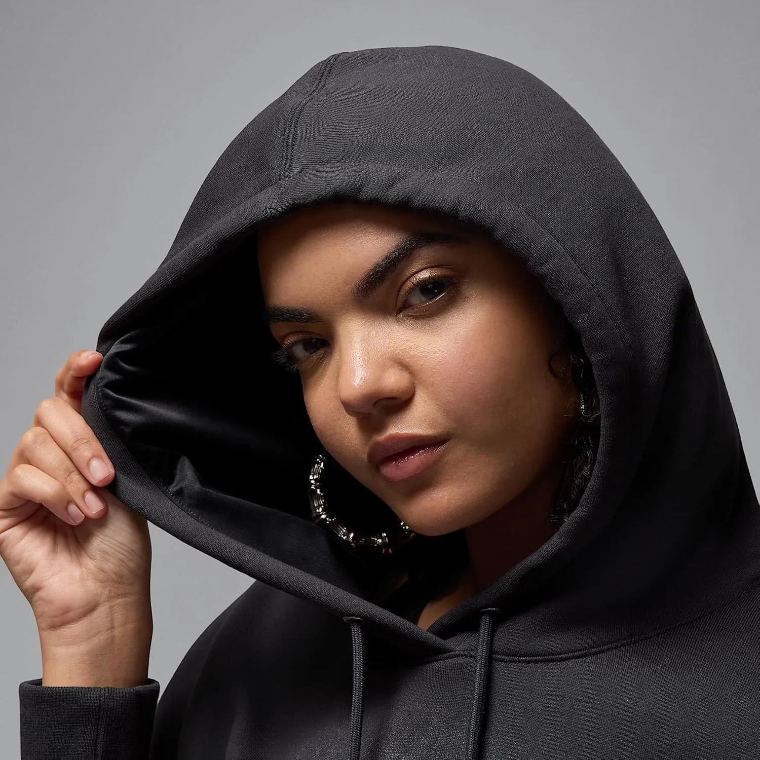 Jordan Flight Fleece Women's Cropped Satin-Lined Hoodie (HJ0145-045, Off Noir)