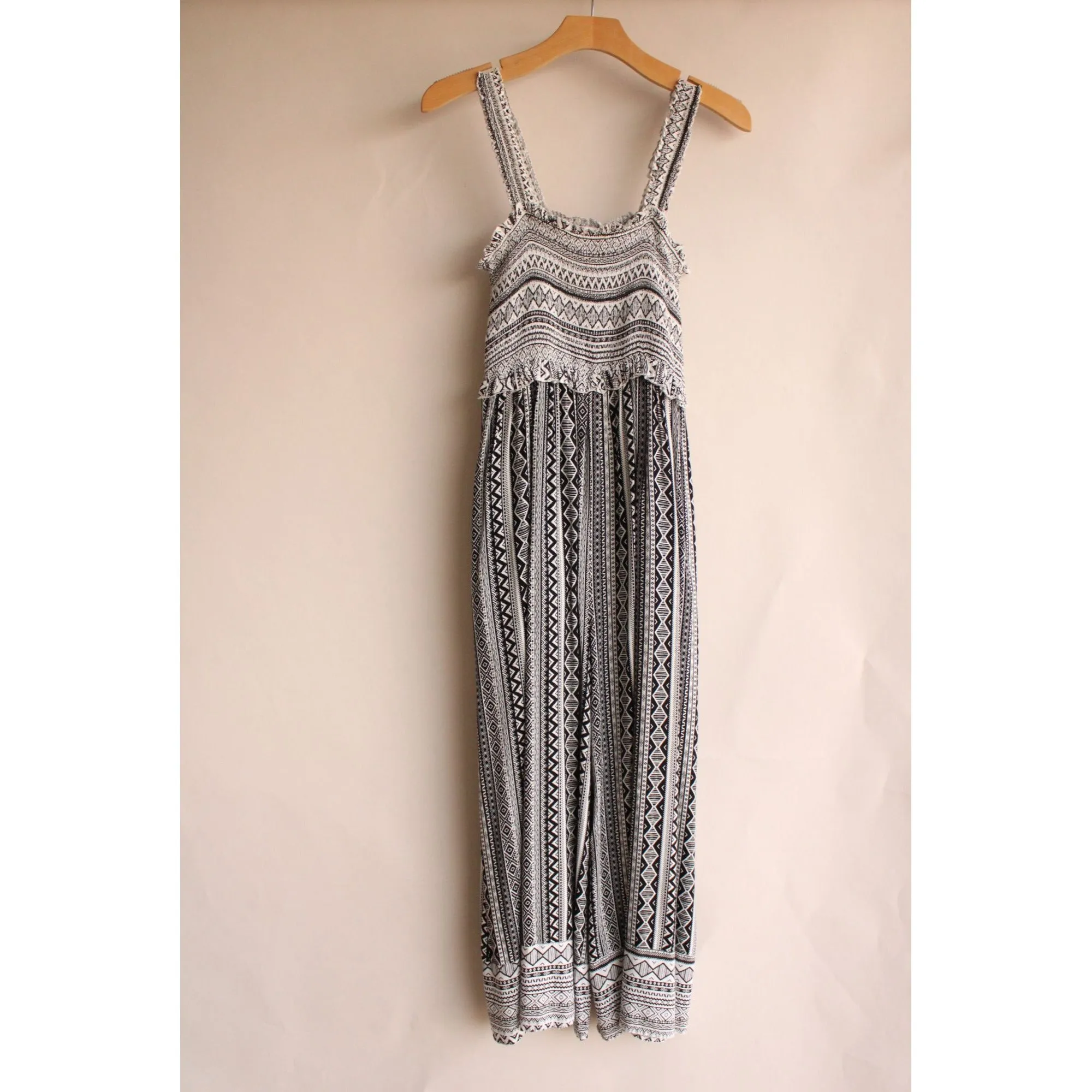 Millibon Womens Jumpsuit, Size L, Black and White, Pockets, Wide Legs, Stretchy Top