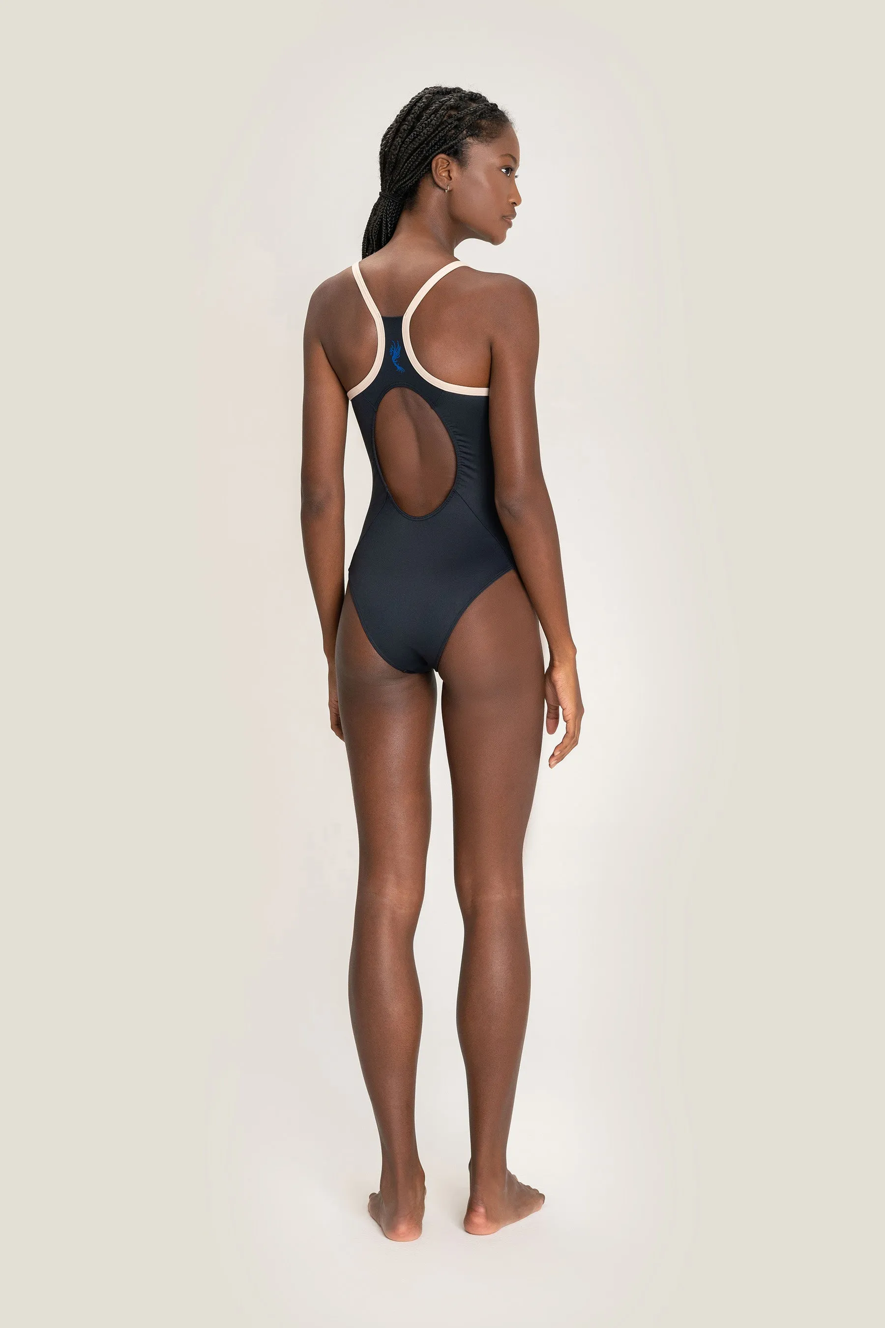 Paola Carrijo One Piece