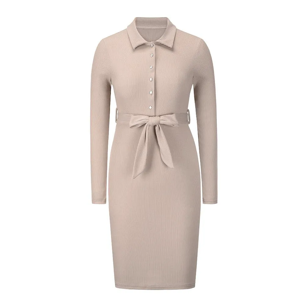 Slim slimming dress with knit long sleeves