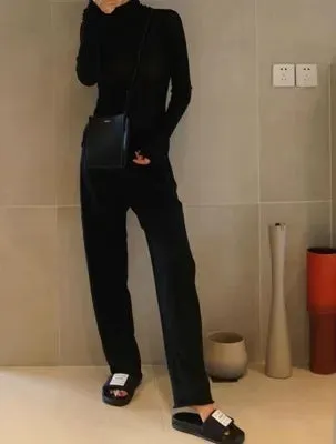 Worsted Micro Cashmere Transparent Turtleneck